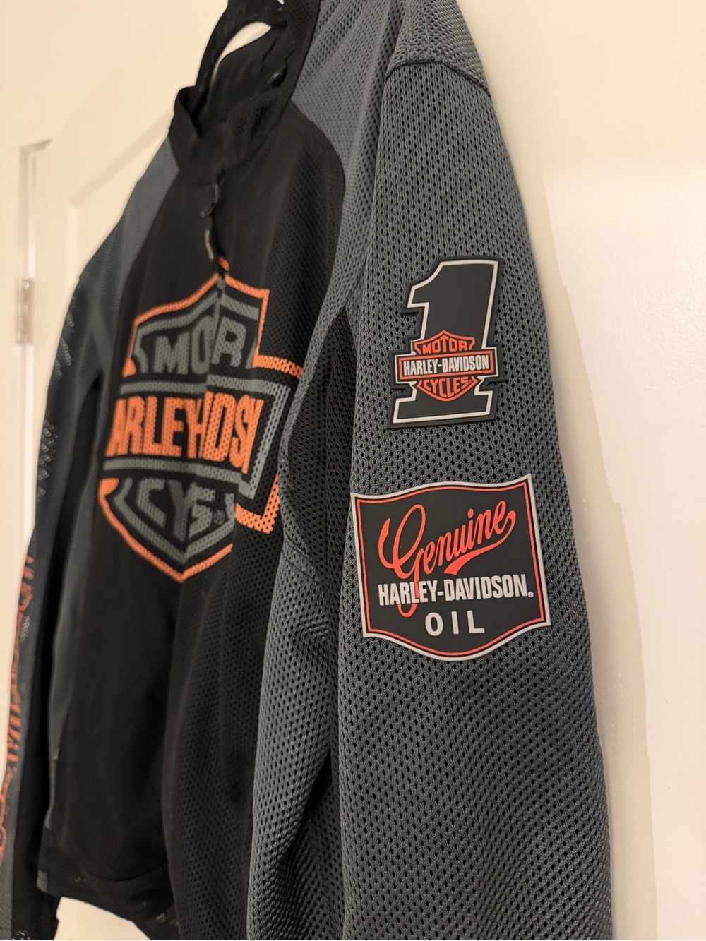 Harley Davidson Jacket - Picture 2 of 5